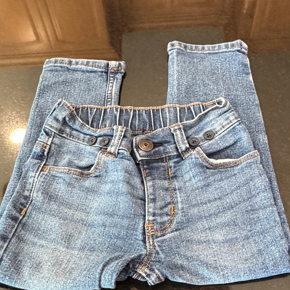 Oshkosh B’gosh Blue Jeans - Picture 7 of 7
